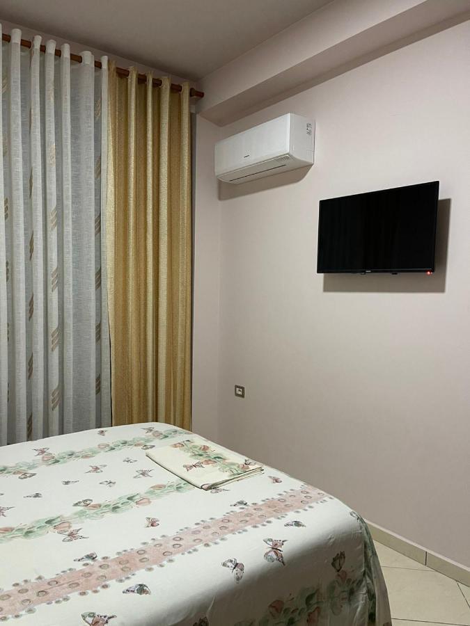 Vila Vadeha Pogradec Eksteriør billede